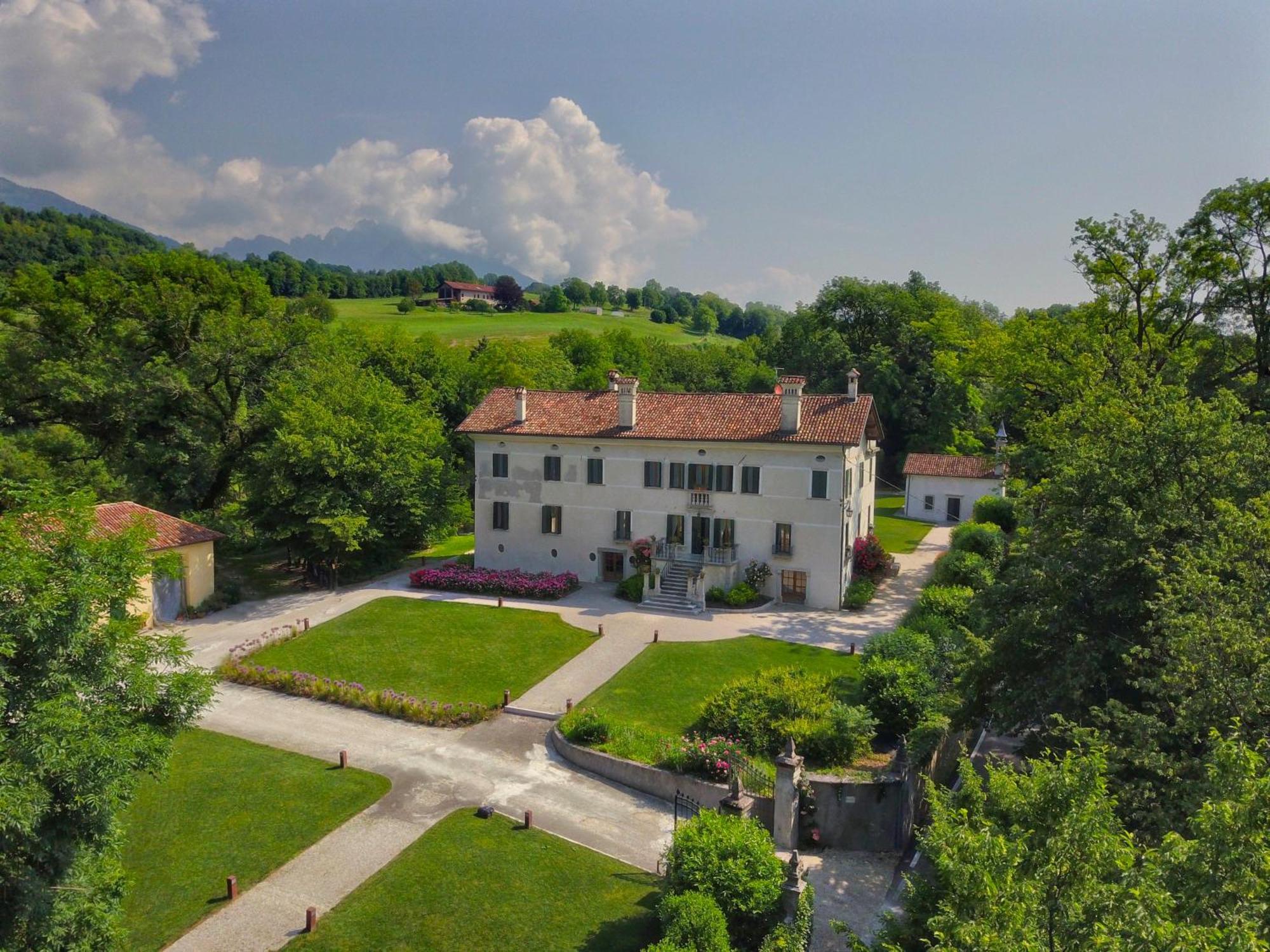 Villa San Liberale - Suites & Wellness - Villa Veneta Feltre Bagian luar foto